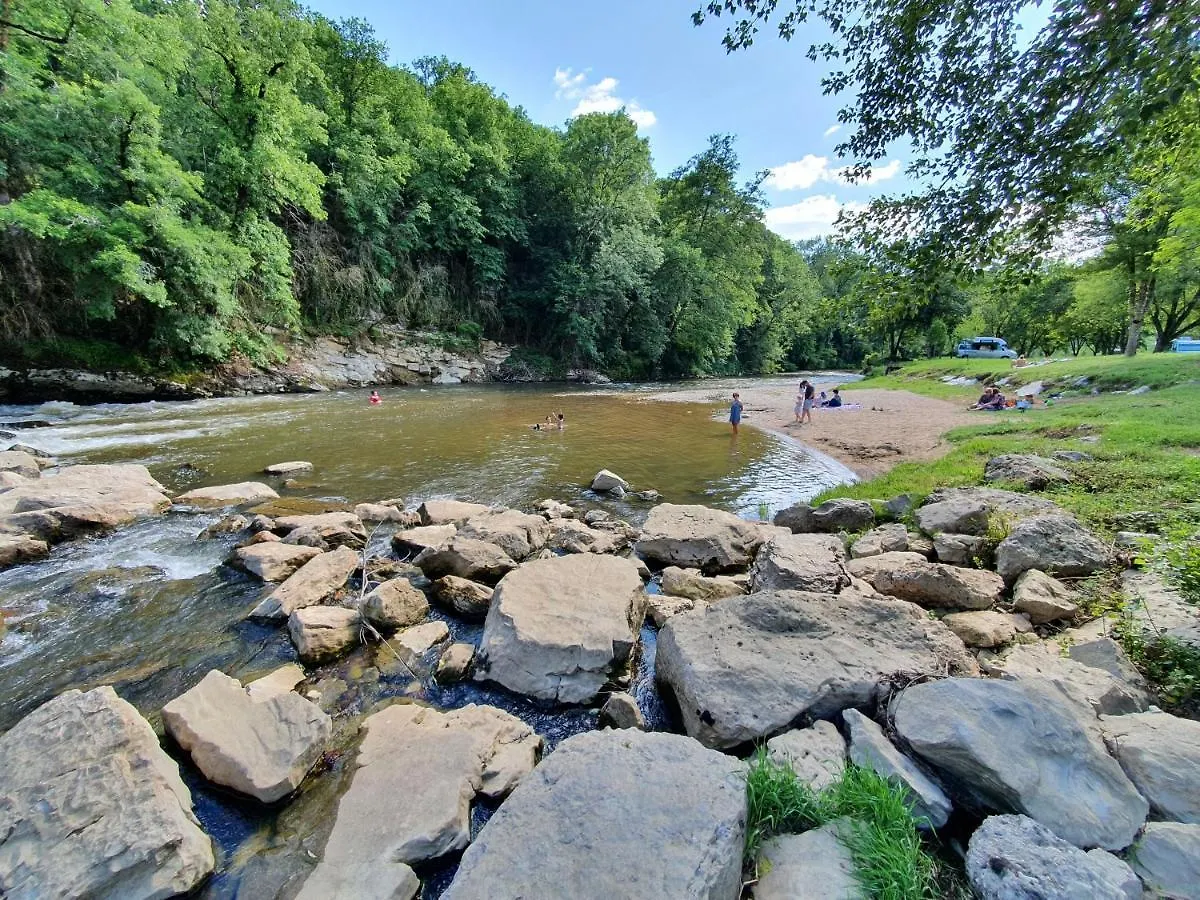 Gite sur le causse de St CHELS, charme sport et détente Saint-Chels Hébergement de vacances