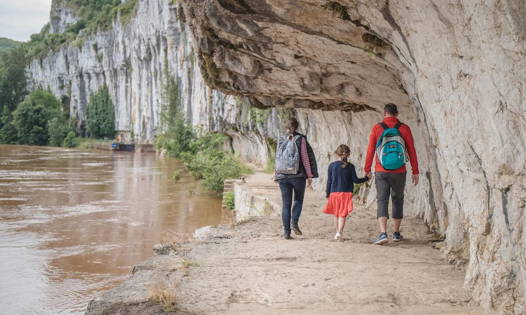 Gite sur le causse de St CHELS, charme sport et détente Saint-Chels Hébergement de vacances